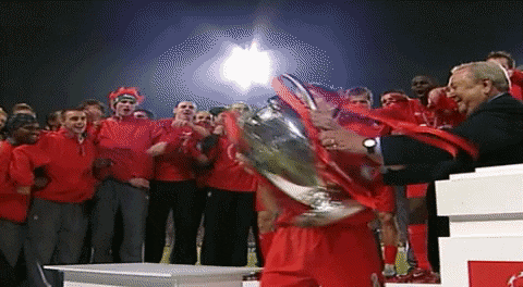 Top 10 Most Popular (And Richest) Football Teams In The World-Liverpool